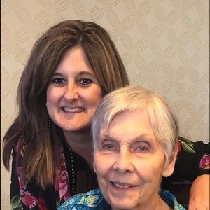 Meet your Posher, Lori